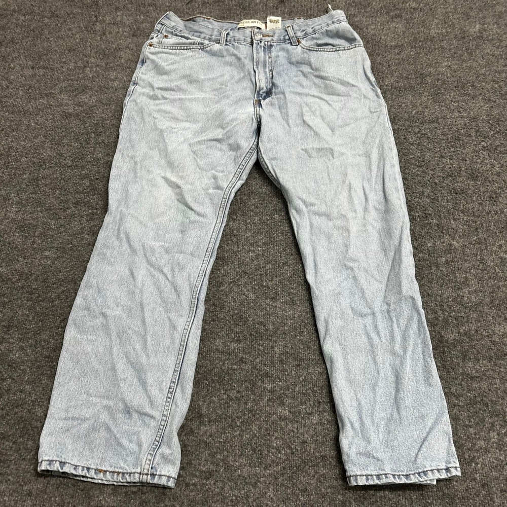 Levi's Jeans Mens Size 38x30 Light Wash Blue 505 Regular Fit Straight Leg Denim